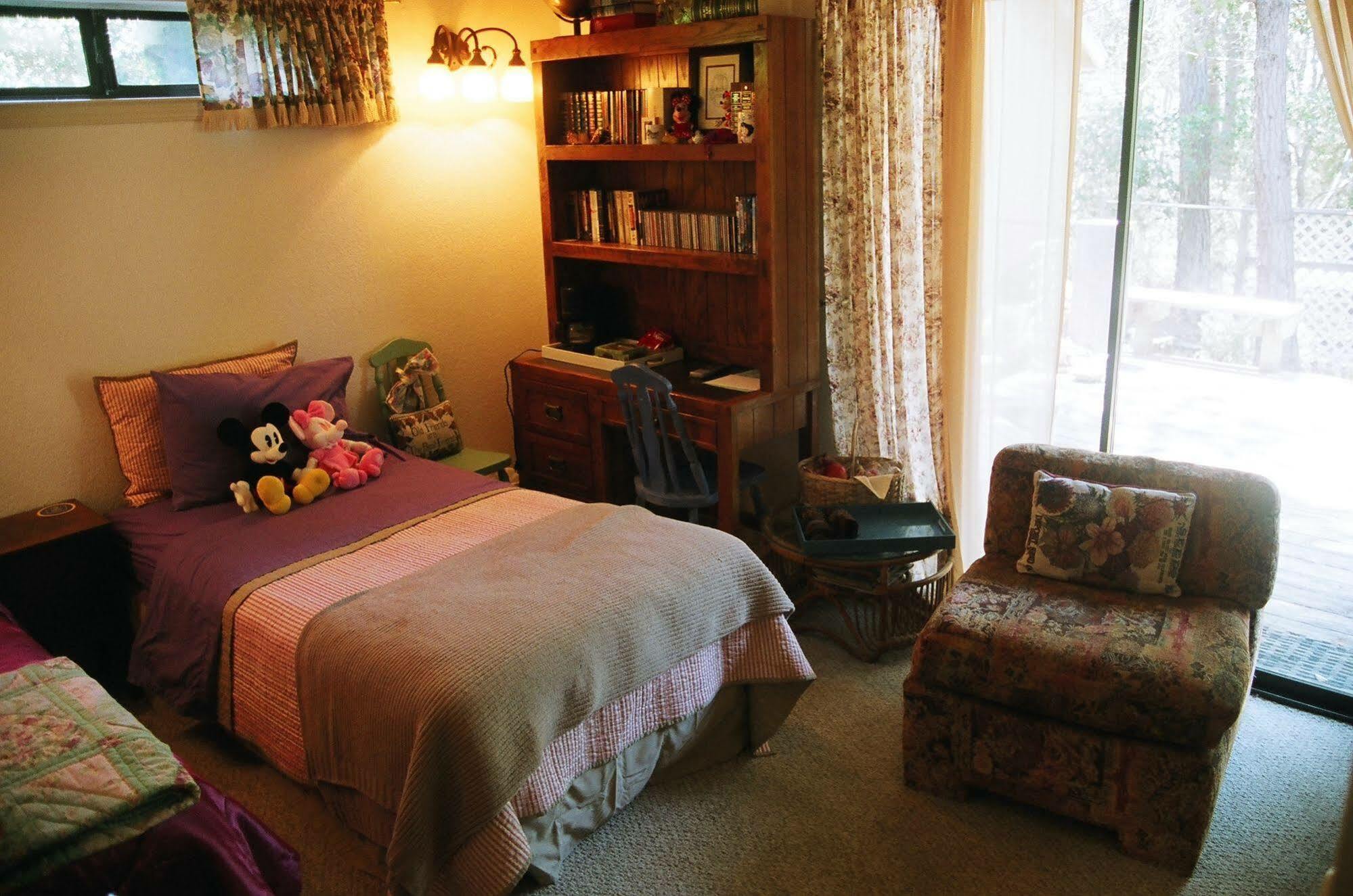 Dreydon House Bed And Breakfast Cambria Exterior photo