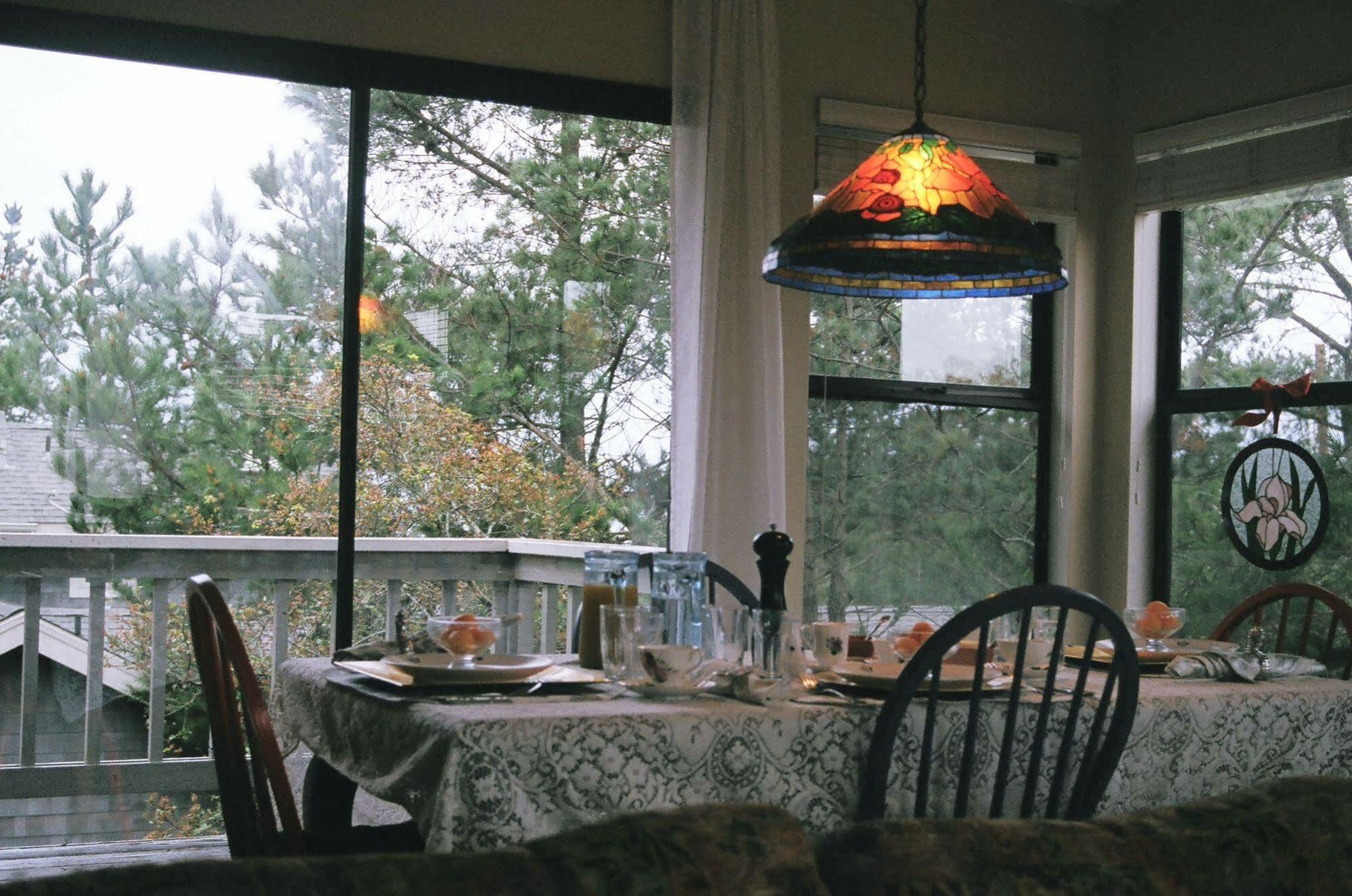 Dreydon House Bed And Breakfast Cambria Exterior photo